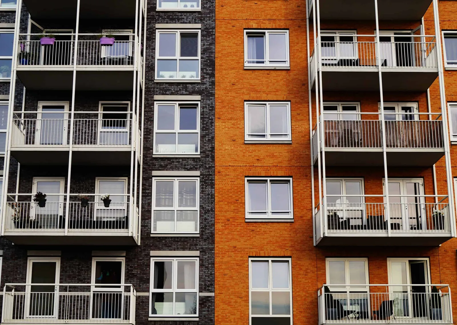 apartamente cu vecini zgomotoși